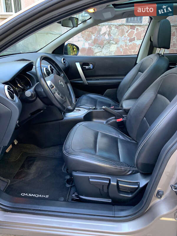 Внедорожник / Кроссовер Nissan Qashqai+2 2013 в Тернополе фото 9 Внедорожник / Кроссовер Nissan Qashqai+2 2013 в Тернополе