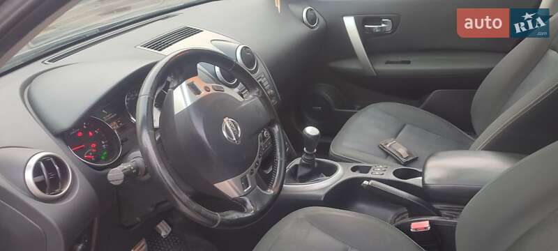 Позашляховик / Кросовер Nissan Qashqai+2 2011 в Вінниці