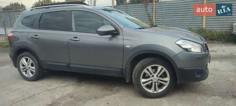 Позашляховик / Кросовер Nissan Qashqai+2 2011 в Вінниці