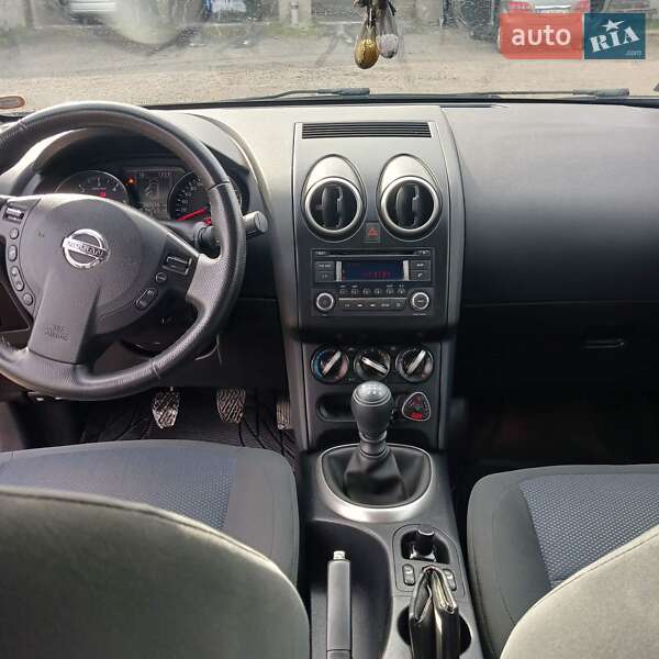 Внедорожник / Кроссовер Nissan Qashqai+2 2012 в Камне-Каширском