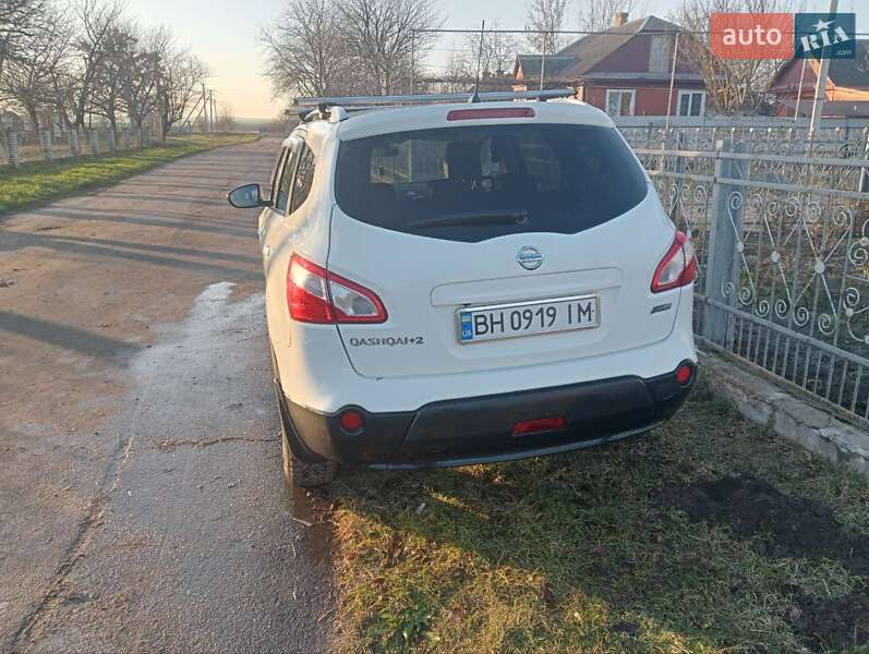 Внедорожник / Кроссовер Nissan Qashqai+2 2012 в Владимире