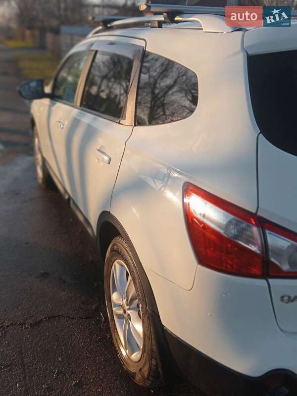 Внедорожник / Кроссовер Nissan Qashqai+2 2012 в Владимире