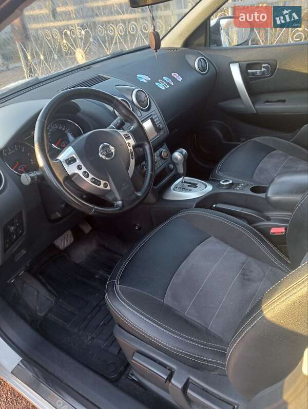 Внедорожник / Кроссовер Nissan Qashqai+2 2012 в Владимире