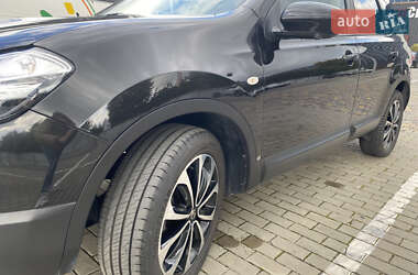 Внедорожник / Кроссовер Nissan Qashqai+2 2013 в 