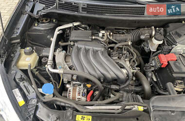 Внедорожник / Кроссовер Nissan Qashqai+2 2013 в 