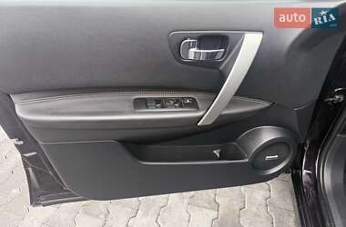 Внедорожник / Кроссовер Nissan Qashqai+2 2012 в 
