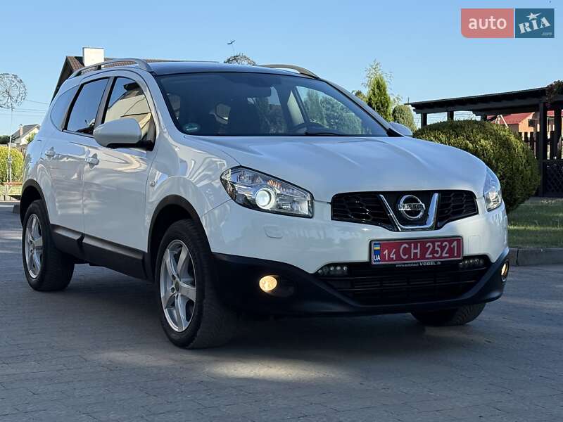 Nissan Qashqai+2 2012