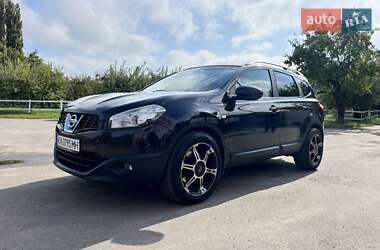 Nissan Qashqai+2 2011