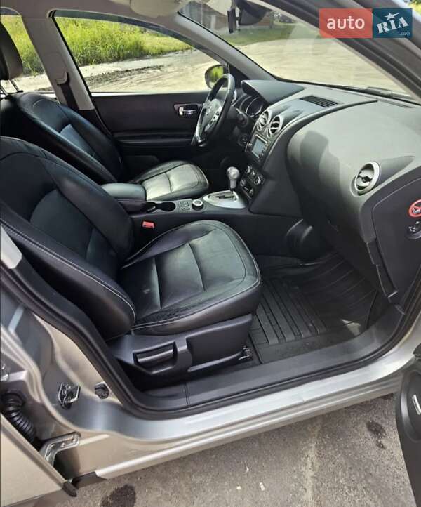 Внедорожник / Кроссовер Nissan Qashqai+2 2010 в Стрые