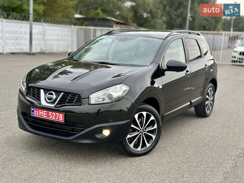 Внедорожник / Кроссовер Nissan Qashqai+2 2013 в Киеве