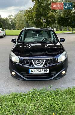 Внедорожник / Кроссовер Nissan Qashqai+2 2010 в Залещиках