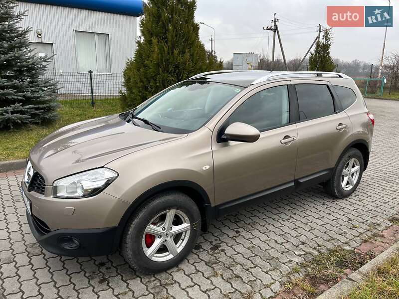 Внедорожник / Кроссовер Nissan Qashqai+2 2011 в Радехове