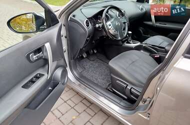 Внедорожник / Кроссовер Nissan Qashqai+2 2011 в 