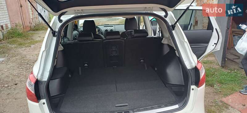 Внедорожник / Кроссовер Nissan Qashqai+2 2013 в Чернигове