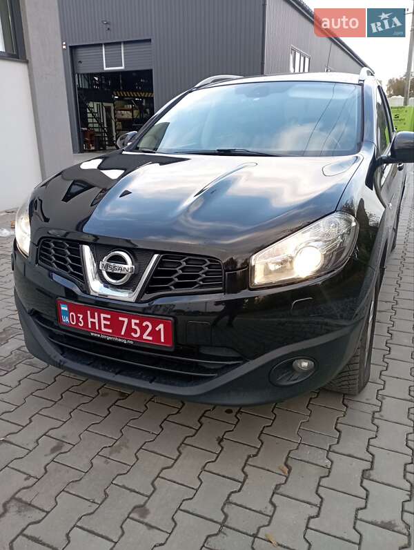 Внедорожник / Кроссовер Nissan Qashqai+2 2011 в Дубно