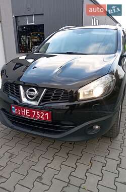 Внедорожник / Кроссовер Nissan Qashqai+2 2011 в 