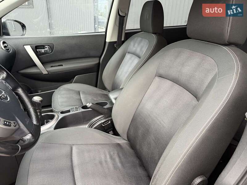 Внедорожник / Кроссовер Nissan Qashqai+2 2011 в Дубно