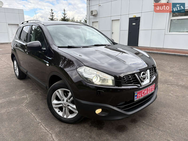 Позашляховик / Кросовер Nissan Qashqai+2 2010 в Заболотові