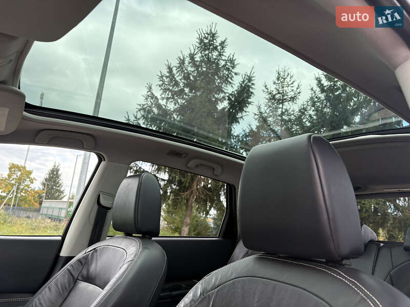 Позашляховик / Кросовер Nissan Qashqai+2 2010 в Заболотові