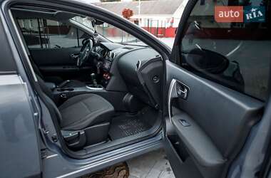 Внедорожник / Кроссовер Nissan Qashqai+2 2009 в 