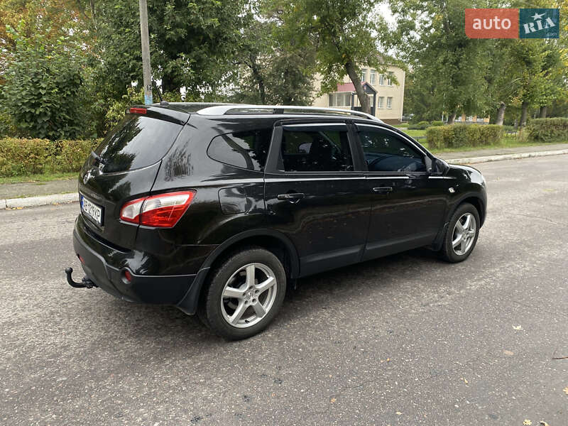 Внедорожник / Кроссовер Nissan Qashqai+2 2012 в Белой Церкви