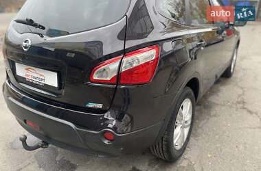 Внедорожник / Кроссовер Nissan Qashqai+2 2013 в 