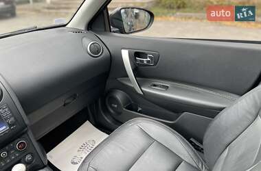 Внедорожник / Кроссовер Nissan Qashqai+2 2013 в 