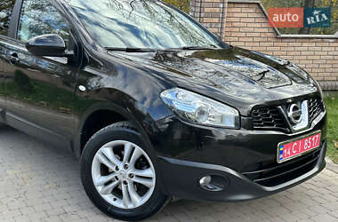 Внедорожник / Кроссовер Nissan Qashqai+2 2011 в 