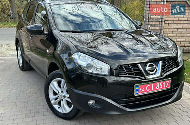Внедорожник / Кроссовер Nissan Qashqai+2 2011 в 