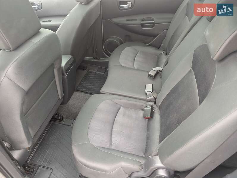 Позашляховик / Кросовер Nissan Qashqai+2 2012 в Рівному фото 30 Позашляховик / Кросовер Nissan Qashqai+2 2012 в Рівному