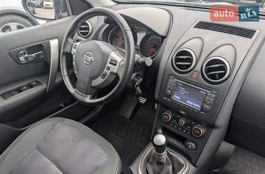 Внедорожник / Кроссовер Nissan Qashqai+2 2012 в 