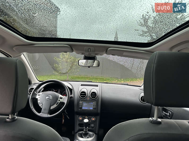 Внедорожник / Кроссовер Nissan Qashqai+2 2010 в Виннице