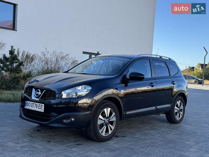 Внедорожник / Кроссовер Nissan Qashqai+2 2010 в Луцке