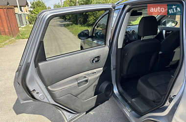 Внедорожник / Кроссовер Nissan Qashqai+2 2010 в 