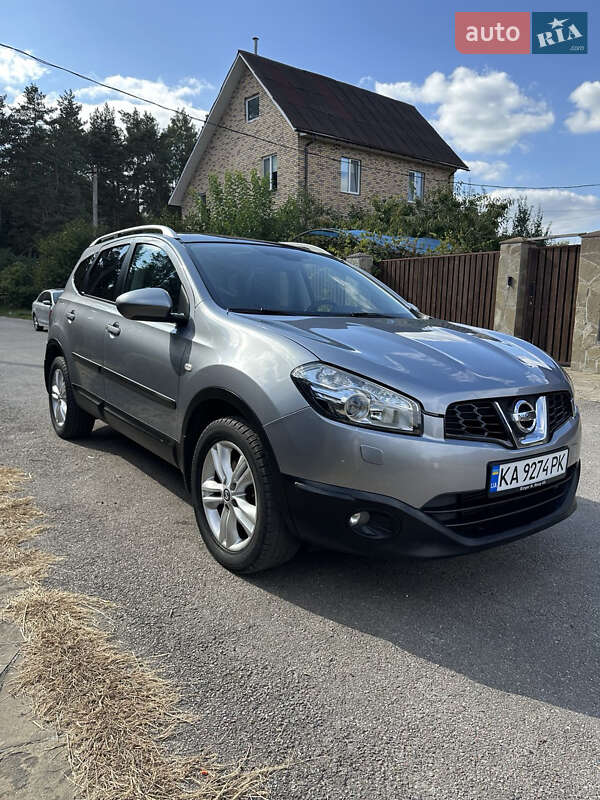 Позашляховик / Кросовер Nissan Qashqai+2 2010 в Києві фото 15 Позашляховик / Кросовер Nissan Qashqai+2 2010 в Києві