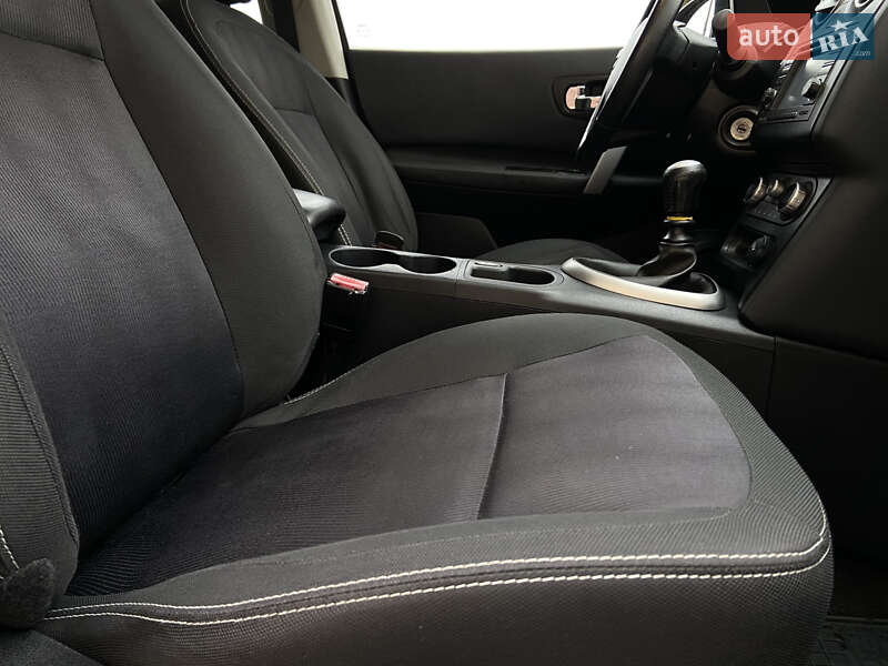 Позашляховик / Кросовер Nissan Qashqai+2 2013 в Звягелі