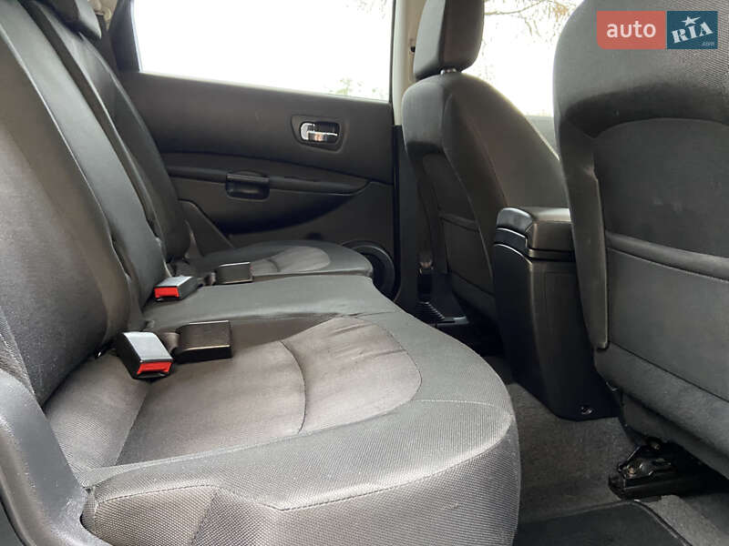 Позашляховик / Кросовер Nissan Qashqai+2 2013 в Звягелі