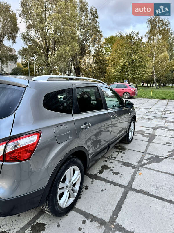 Внедорожник / Кроссовер Nissan Qashqai+2 2012 в Львове фото 7 Внедорожник / Кроссовер Nissan Qashqai+2 2012 в Львове