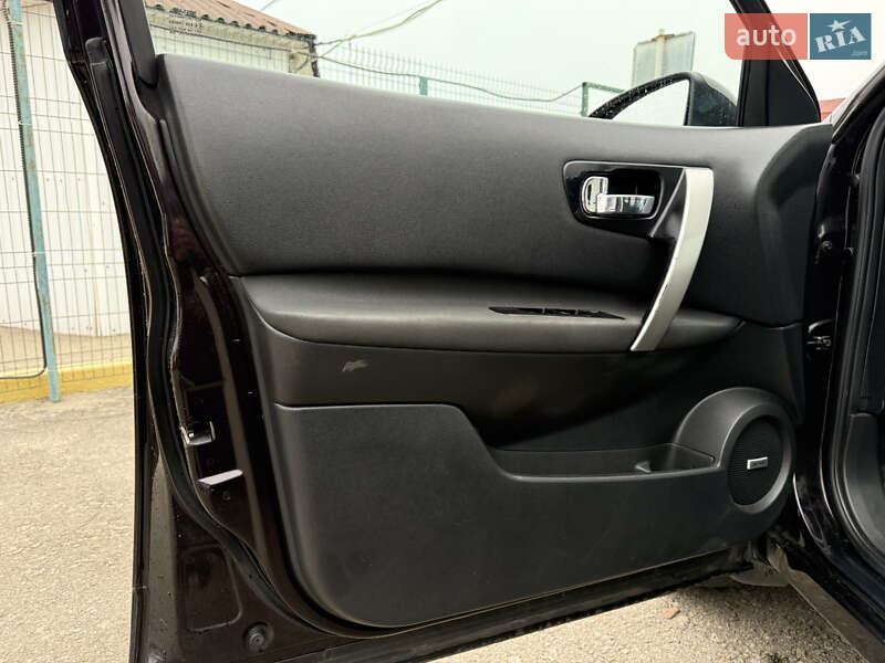 Внедорожник / Кроссовер Nissan Qashqai+2 2011 в Киеве