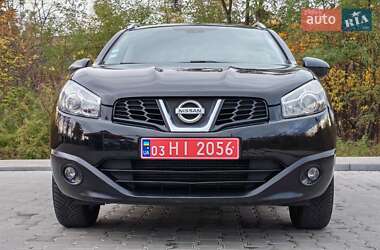 Внедорожник / Кроссовер Nissan Qashqai+2 2011 в 