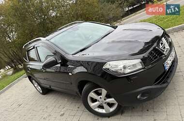 Внедорожник / Кроссовер Nissan Qashqai+2 2010 в 