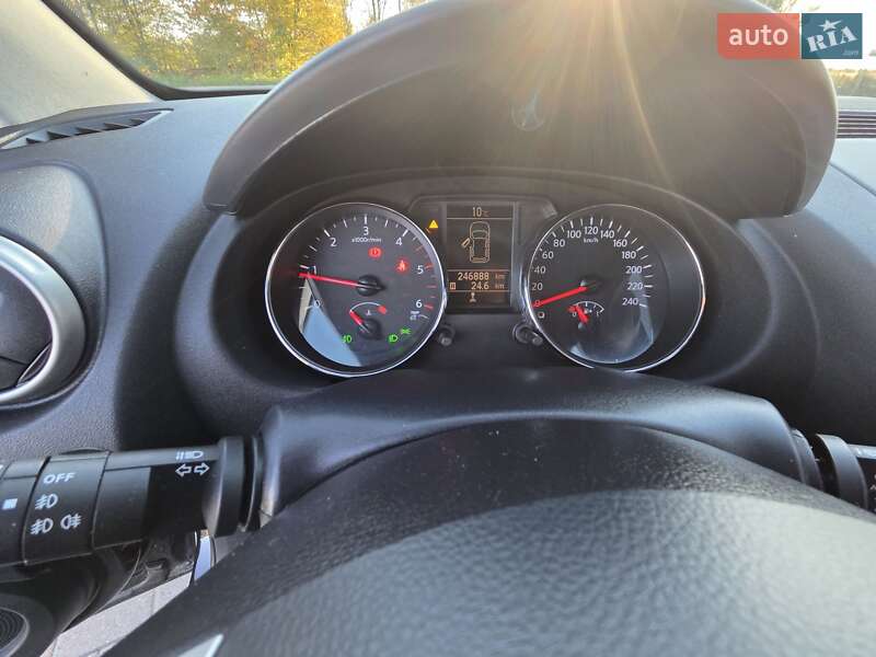 Внедорожник / Кроссовер Nissan Qashqai+2 2012 в Калуше фото 16 Внедорожник / Кроссовер Nissan Qashqai+2 2012 в Калуше