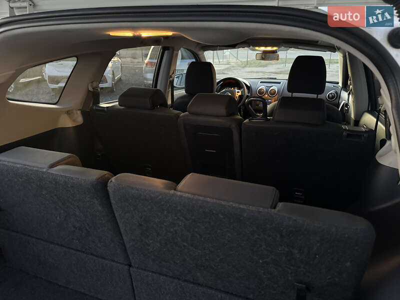 Позашляховик / Кросовер Nissan Qashqai+2 2012 в Умані