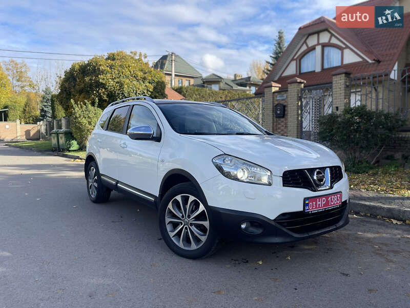 Внедорожник / Кроссовер Nissan Qashqai+2 2010 в Луцке