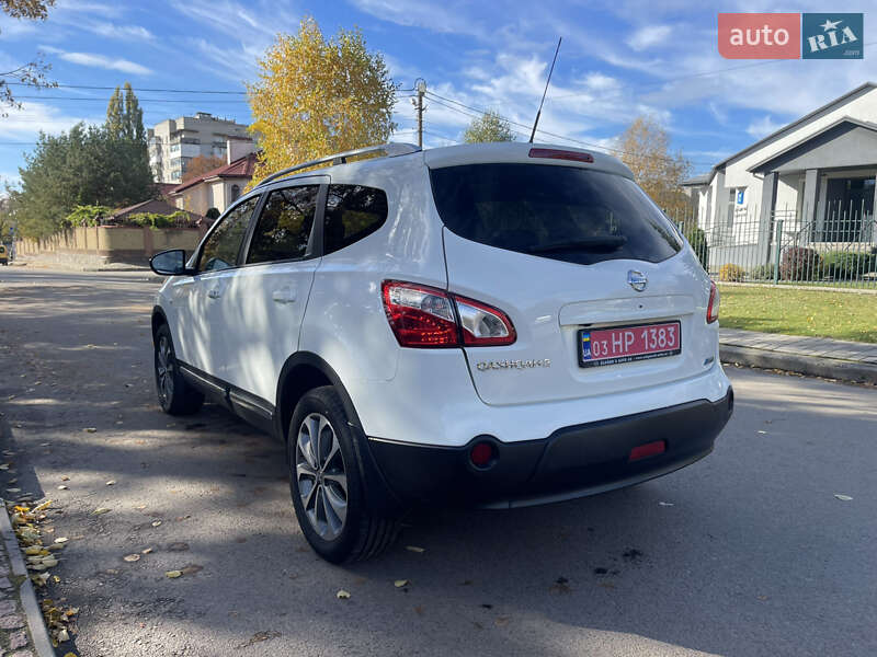 Внедорожник / Кроссовер Nissan Qashqai+2 2010 в Луцке