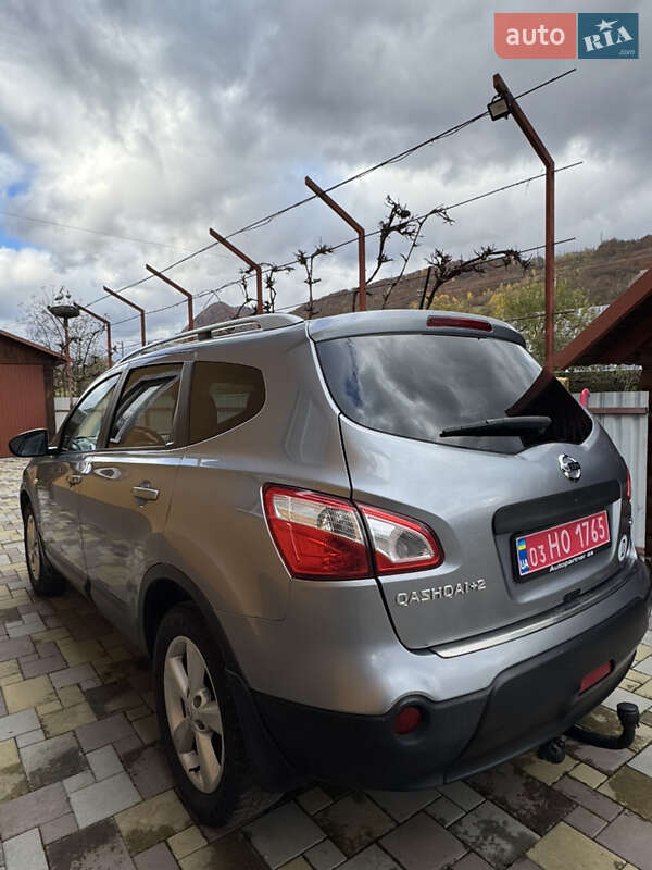 Внедорожник / Кроссовер Nissan Qashqai+2 2010 в Сваляве фото 4 Внедорожник / Кроссовер Nissan Qashqai+2 2010 в Сваляве