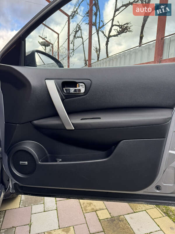 Внедорожник / Кроссовер Nissan Qashqai+2 2010 в Сваляве фото 13 Внедорожник / Кроссовер Nissan Qashqai+2 2010 в Сваляве