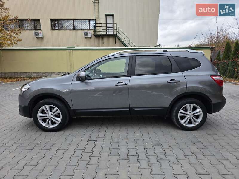 Внедорожник / Кроссовер Nissan Qashqai+2 2011 в Луцке
