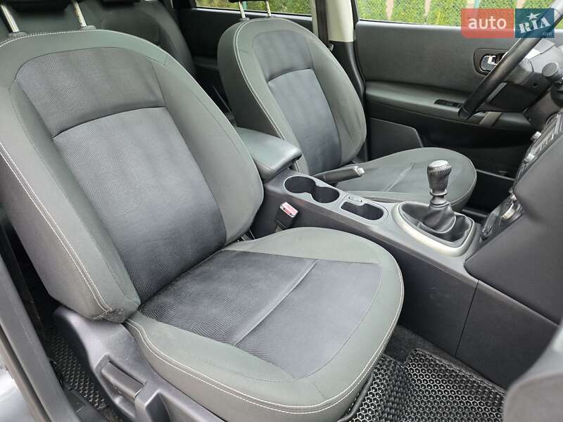 Внедорожник / Кроссовер Nissan Qashqai+2 2011 в Луцке