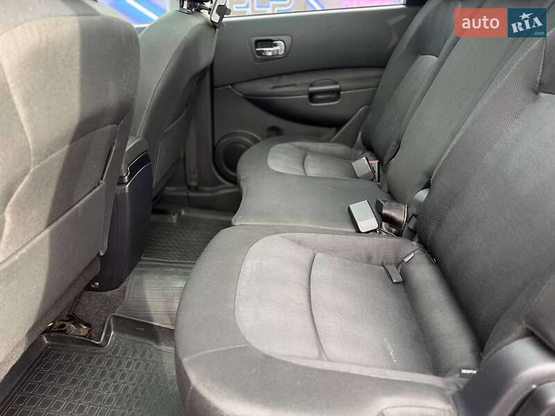 Внедорожник / Кроссовер Nissan Qashqai+2 2010 в Запорожье фото 9 Внедорожник / Кроссовер Nissan Qashqai+2 2010 в Запорожье